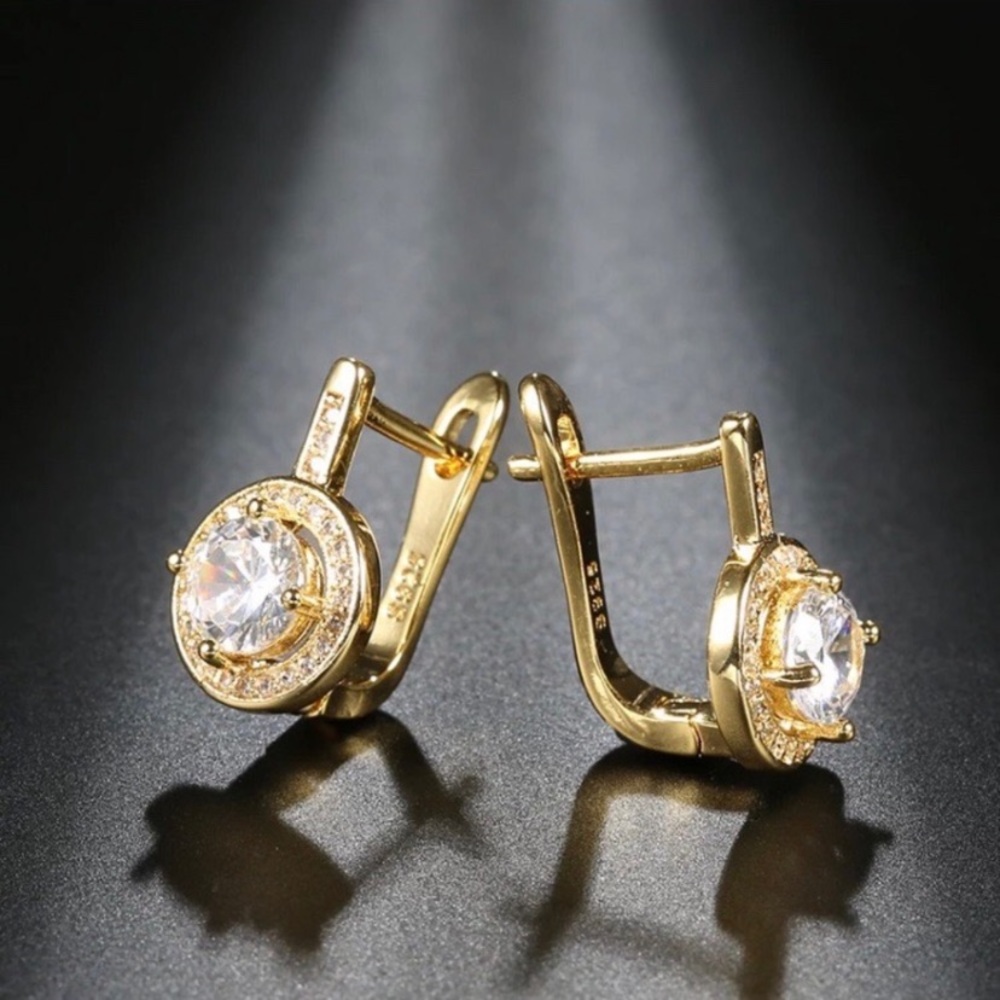 NWT GORGEOUS 18k gold platedEarrings - Picture 4 of 7